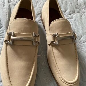 ALDO Men's Cream Loafers size 7.5